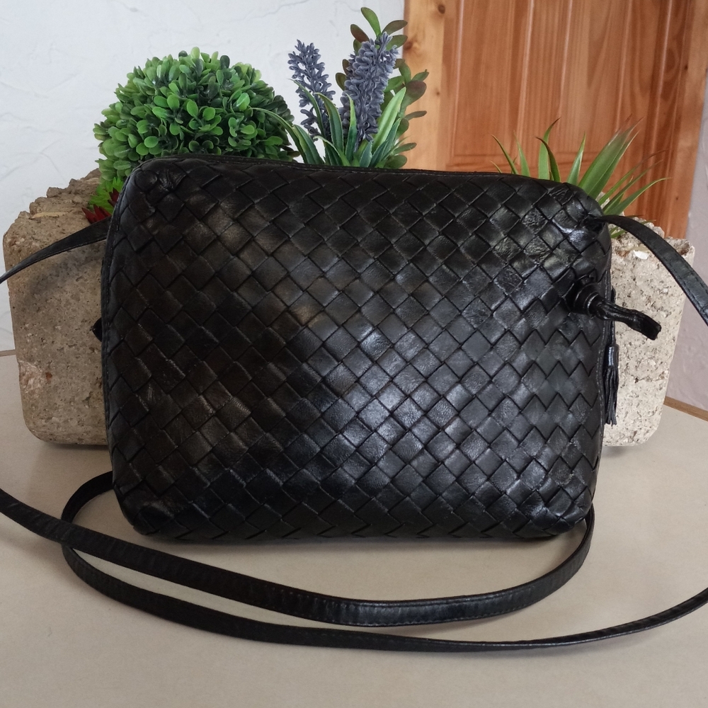 Bottega Veneta Intrecciato Nodini, Vintage Leather Crossbody Bag